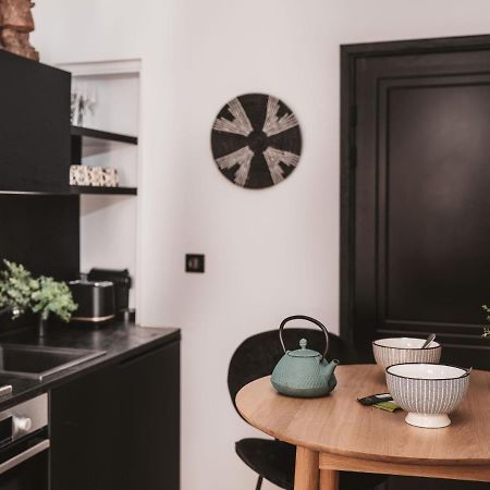Appartements Place Royale - Maisons Du Monde Hotel & Suites น็องต์ ภายนอก รูปภาพ