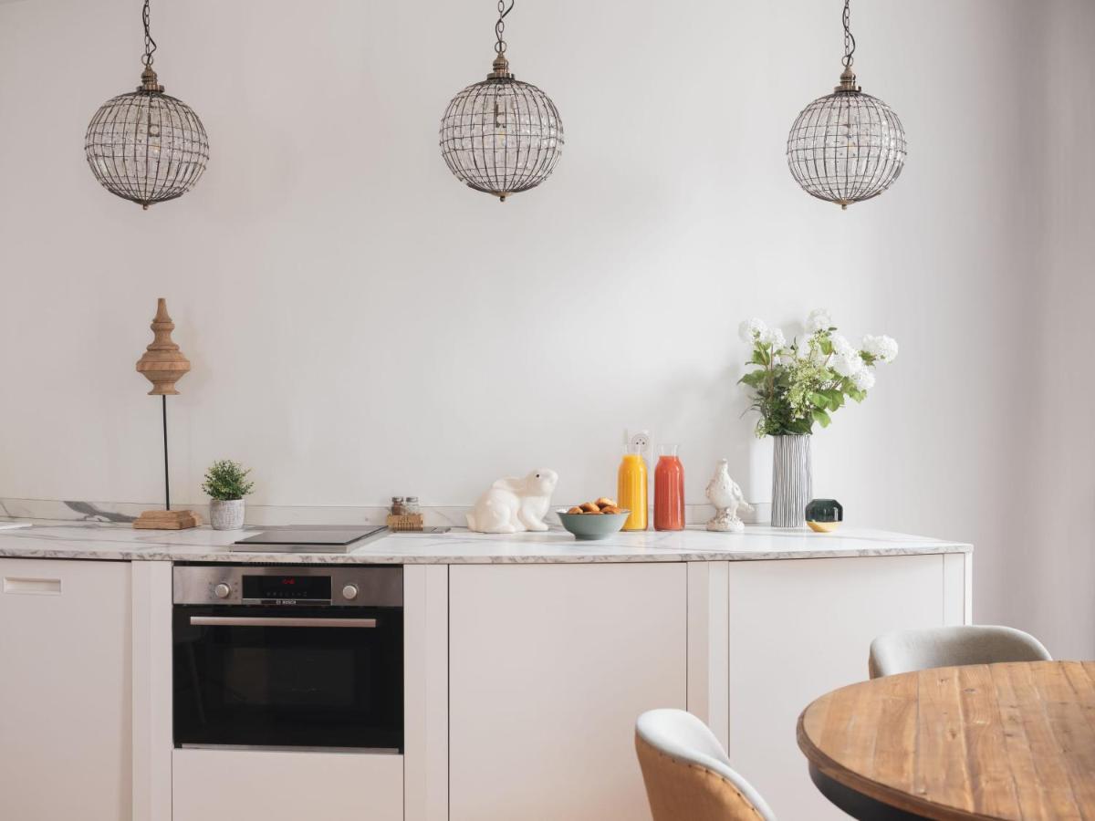 Appartements Place Royale - Maisons Du Monde Hotel & Suites น็องต์ ภายนอก รูปภาพ