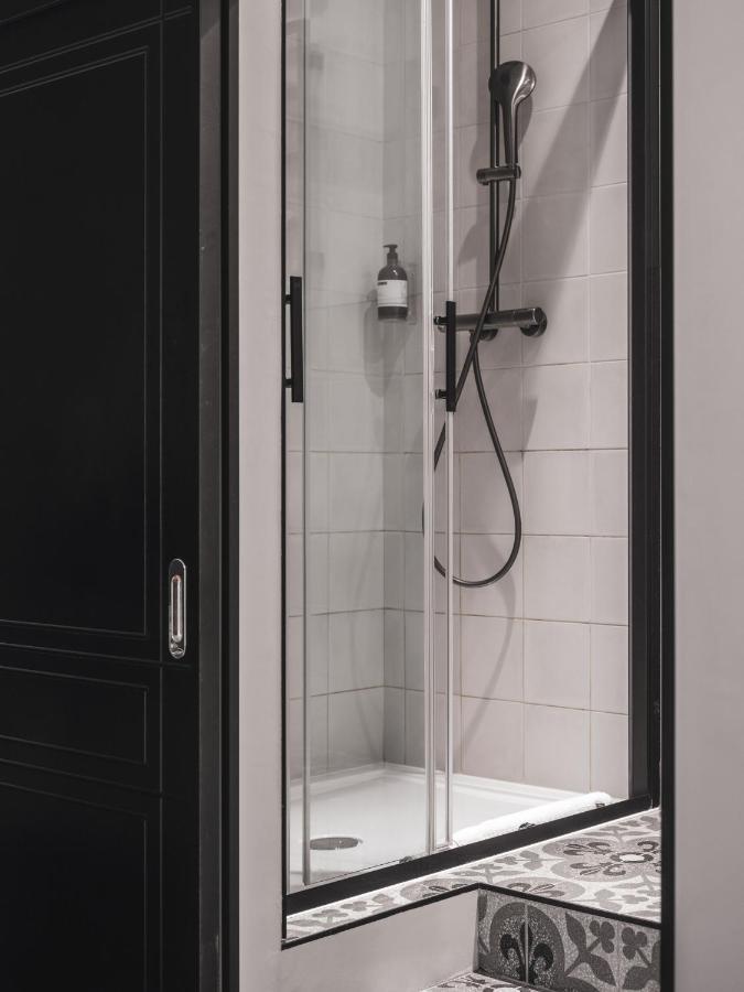 Appartements Place Royale - Maisons Du Monde Hotel & Suites น็องต์ ภายนอก รูปภาพ