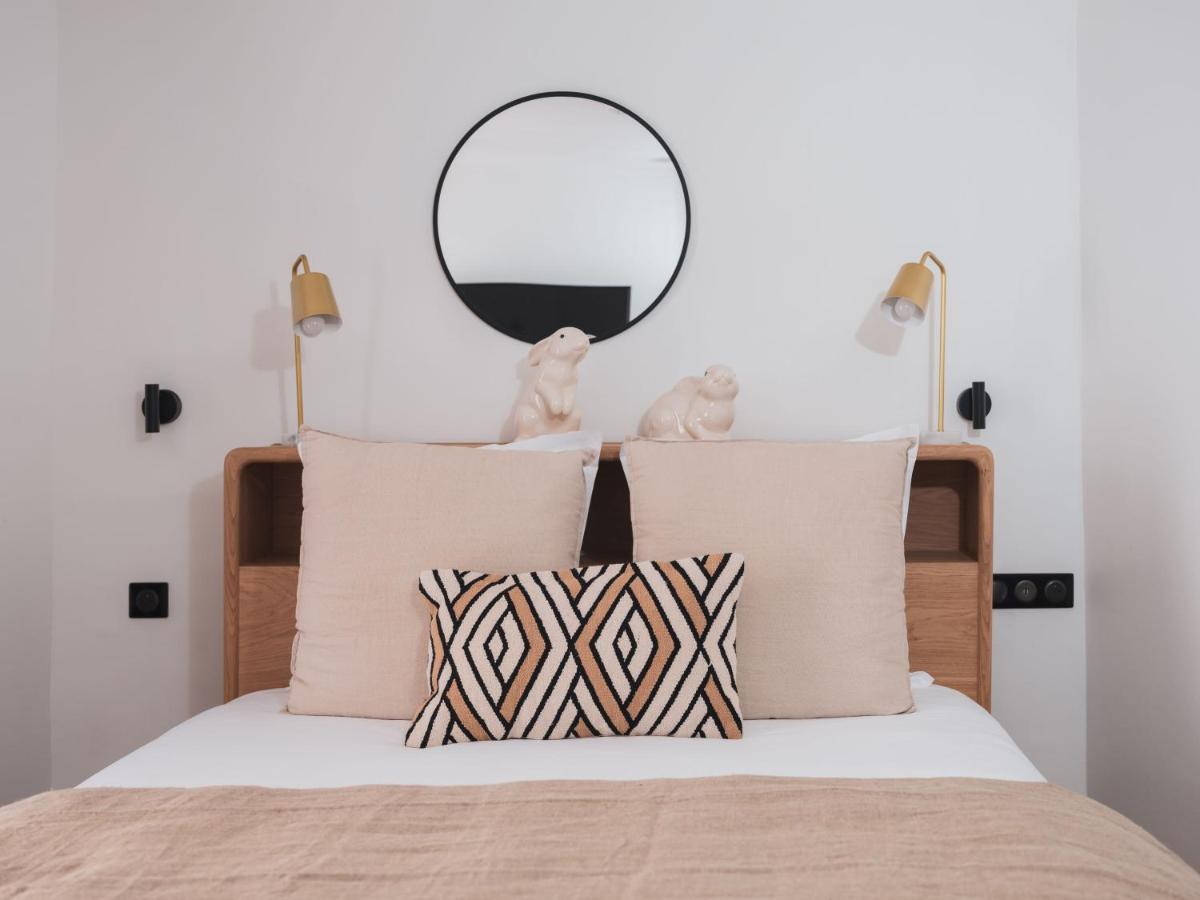 Appartements Place Royale - Maisons Du Monde Hotel & Suites น็องต์ ภายนอก รูปภาพ