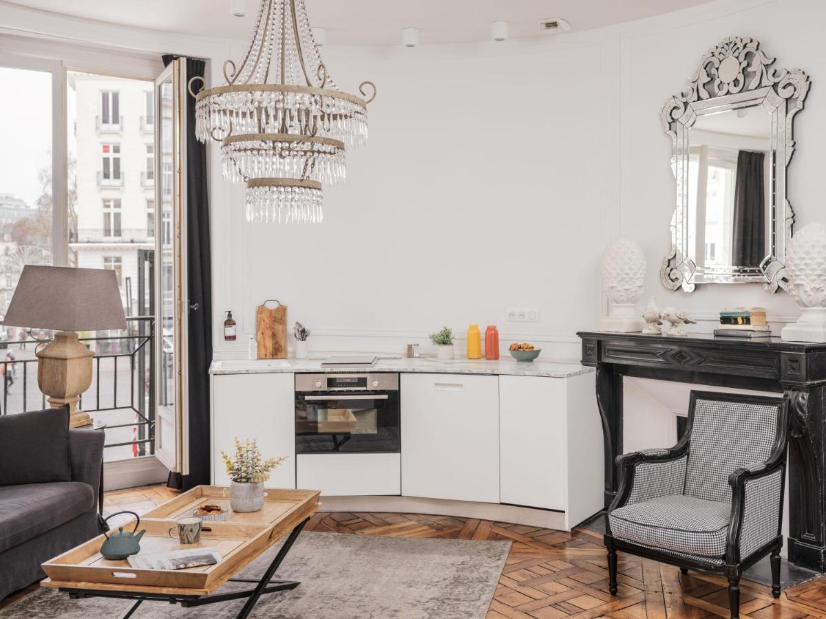 Appartements Place Royale - Maisons Du Monde Hotel & Suites น็องต์ ภายนอก รูปภาพ